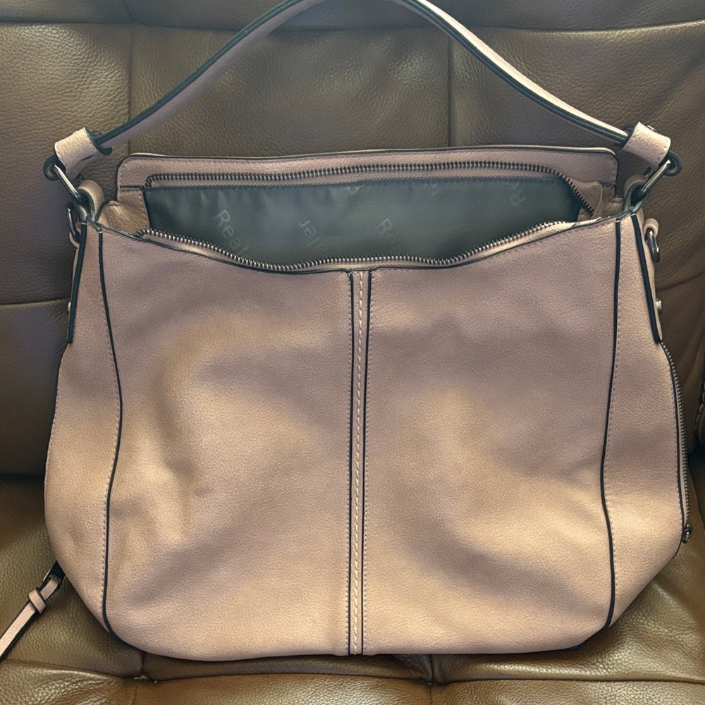 Chic Mauve Shoulder Bag